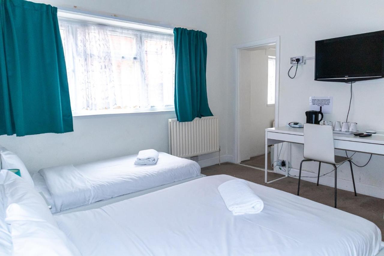 סאות'המפטון Addenro Serviced Rooms חדר תמונה